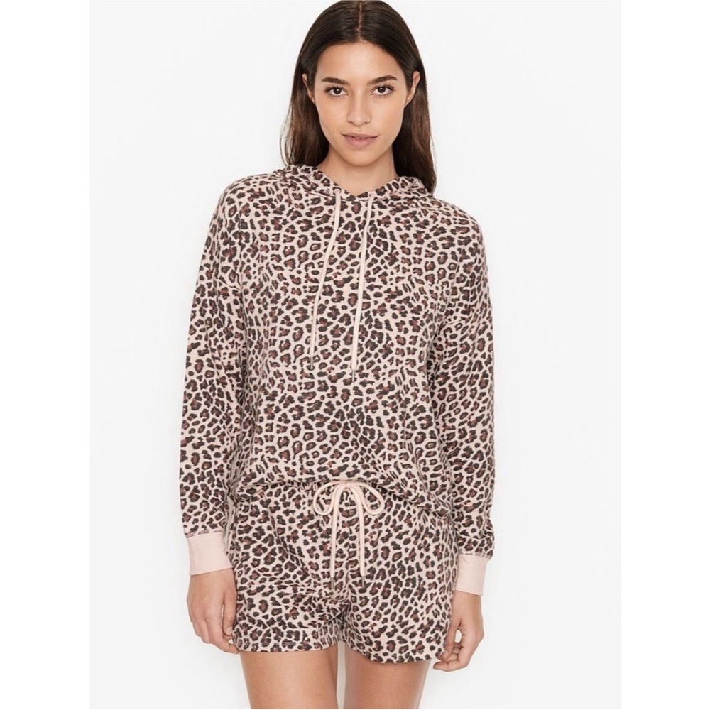 Victoria’s Secret Glow Waffle Leopard Print Sleep Pajama Shorts Size Small